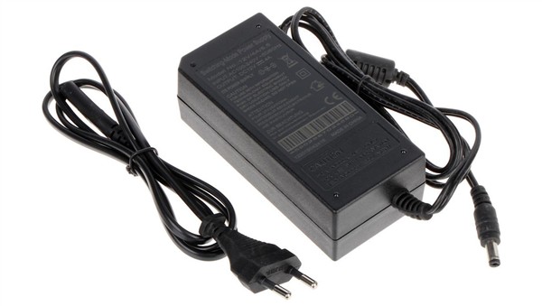 ZASILACZ 12V/4A/5.5 DELTA-OPTI